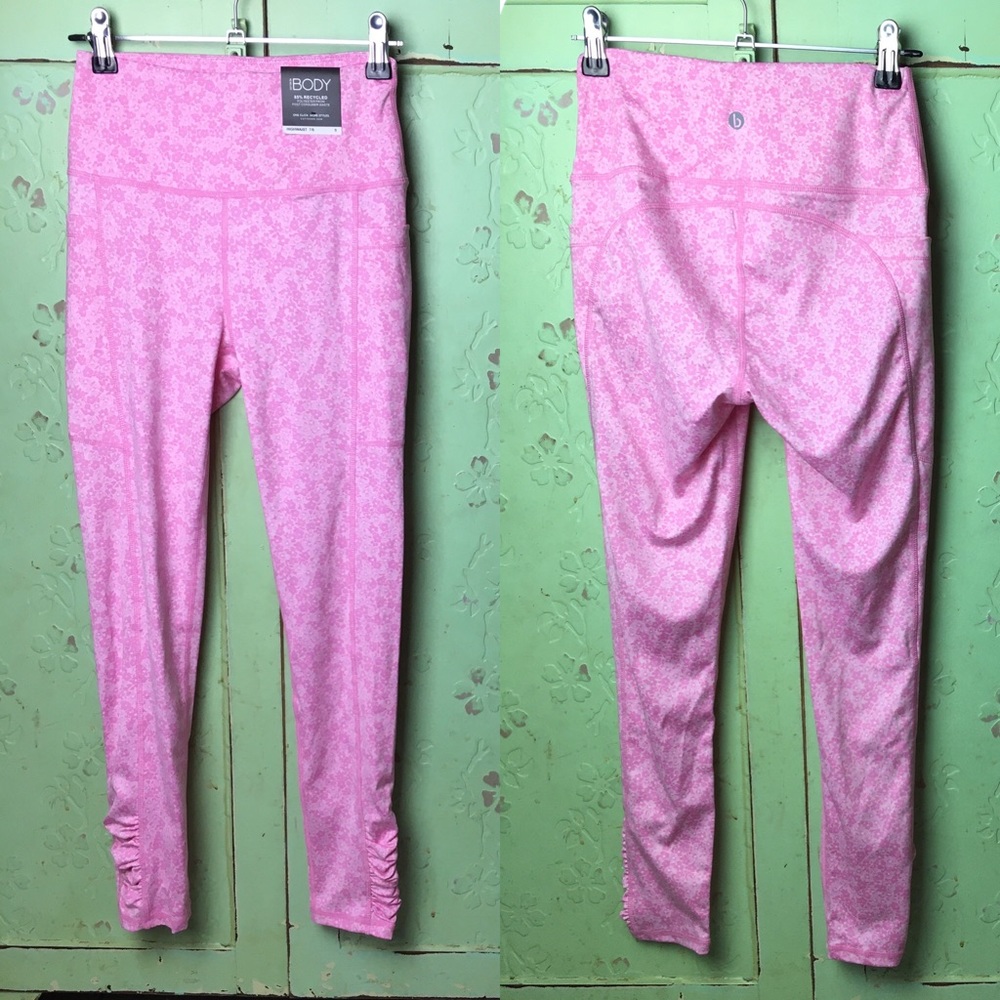 NEW Cotton On Body Highwaisted 7/8 Tights Daisy Floral Tonal Pinks nwt - Picture 1 of 6